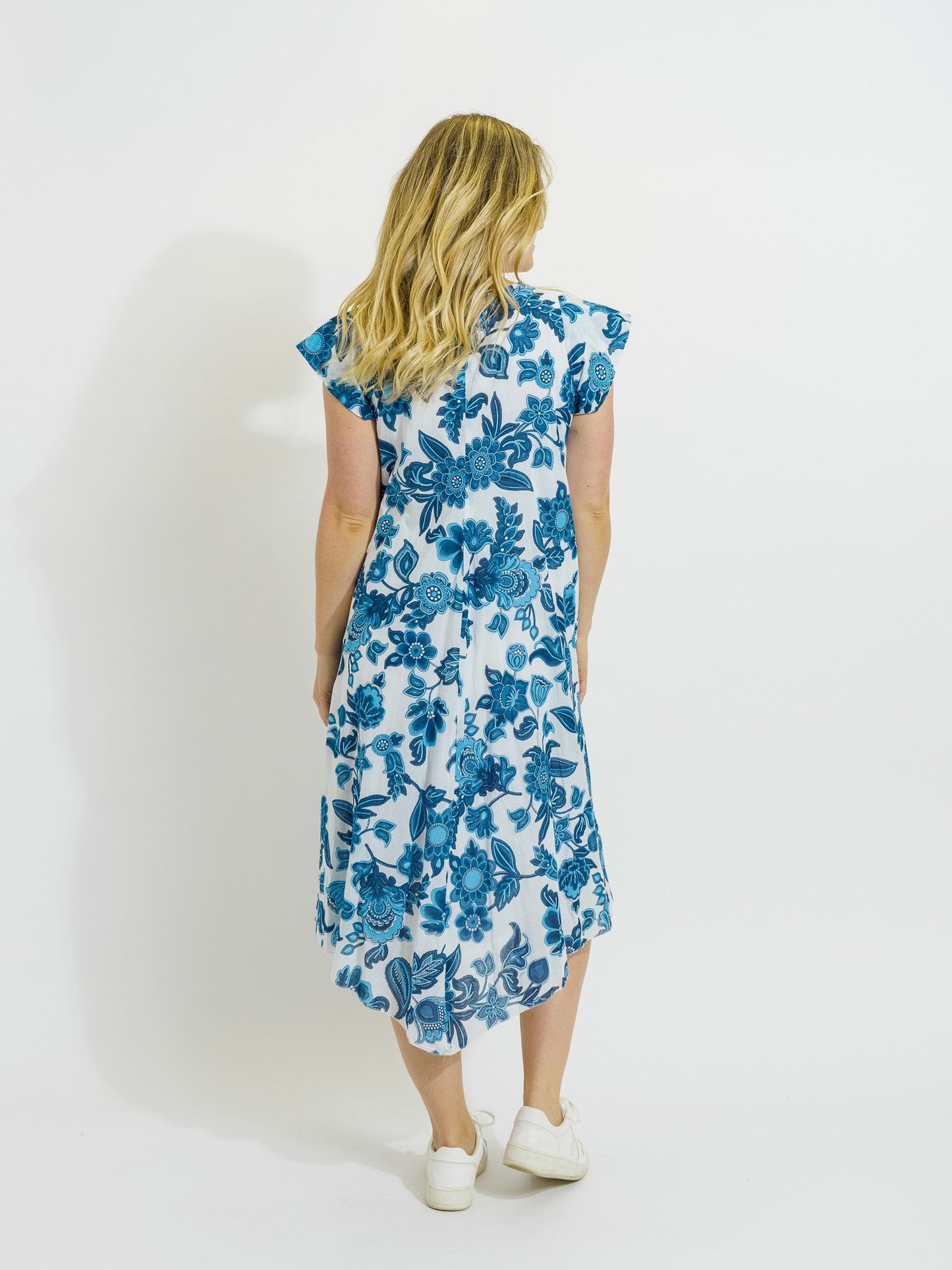 Maheno Dress in Blue on White Floral