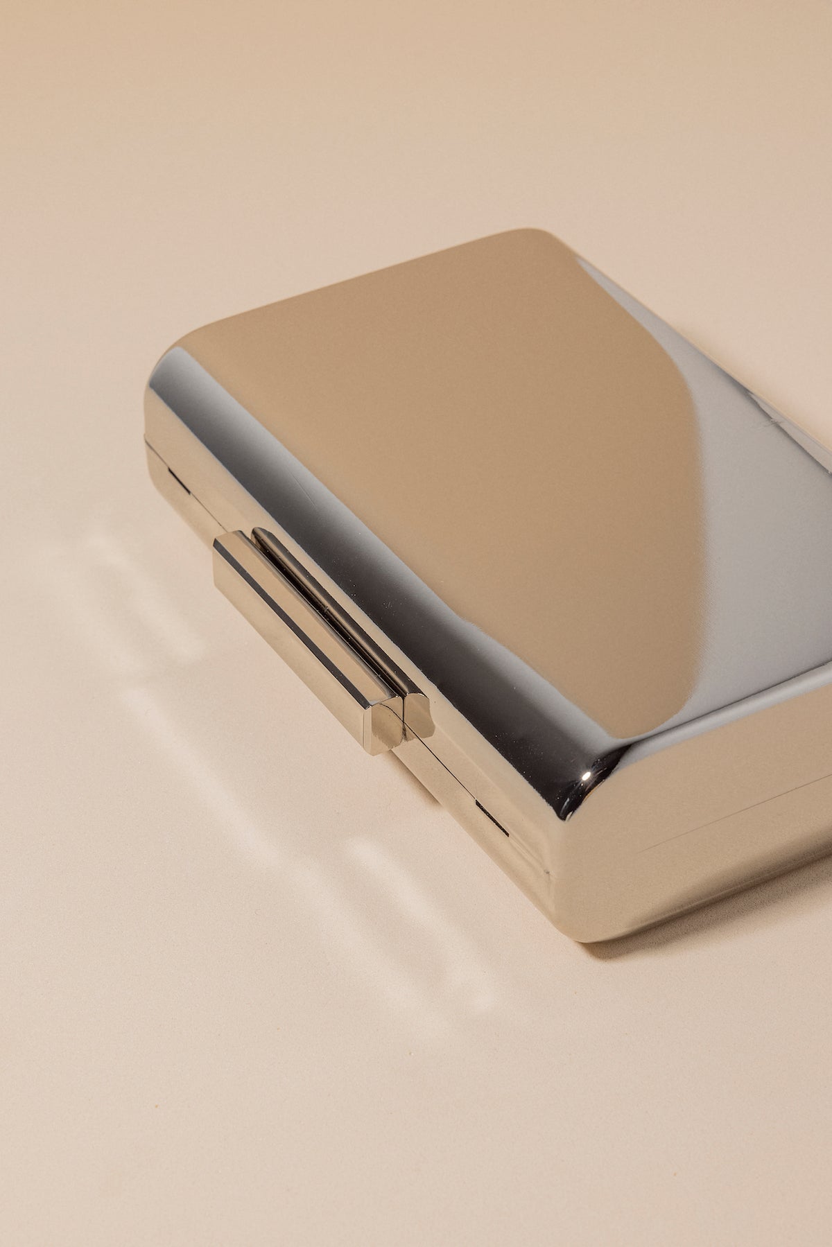 Clutch Box Gio Gunmetal · Wisteria ·