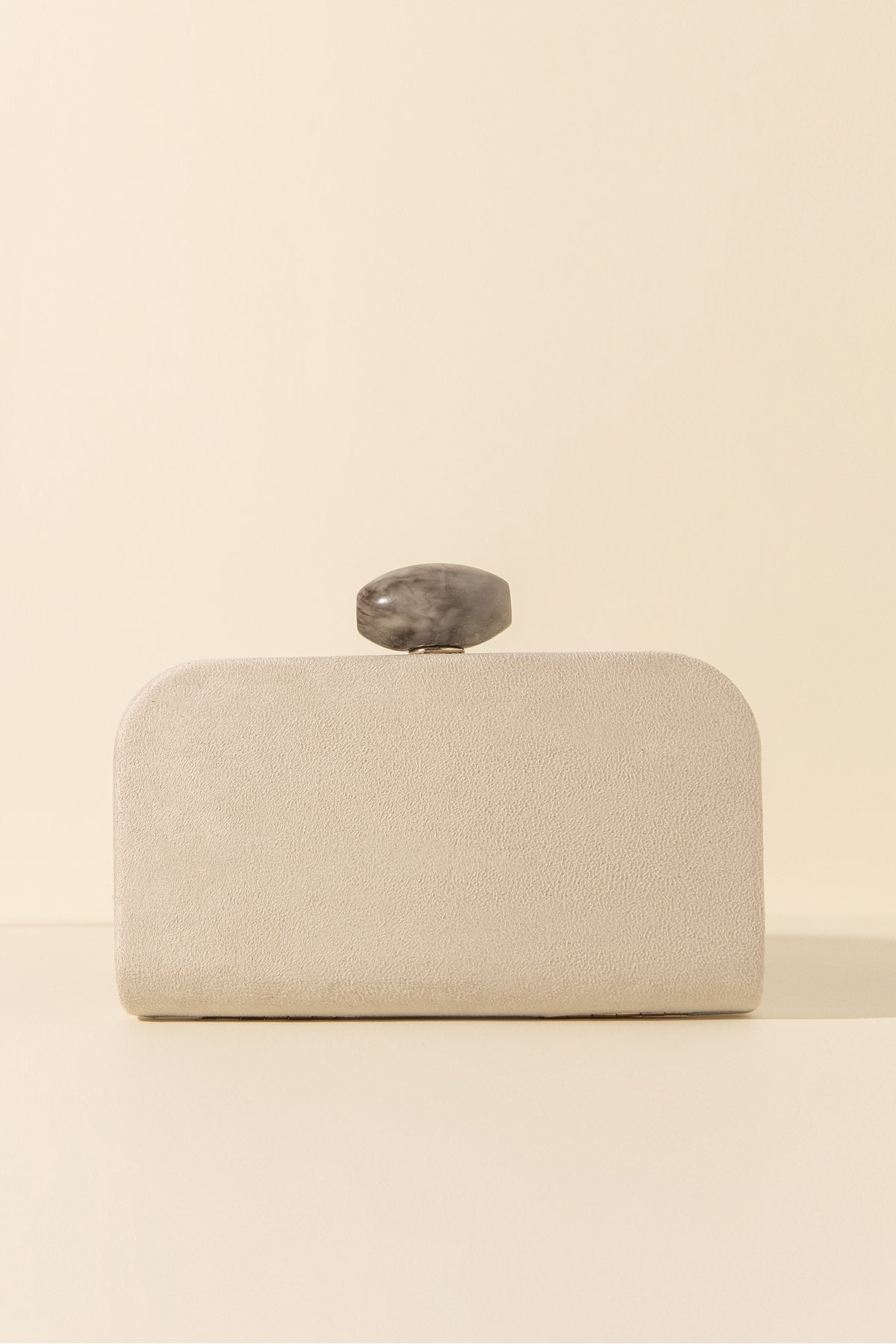 Clutch Ipanema Suede Hueso · Ipanema ·