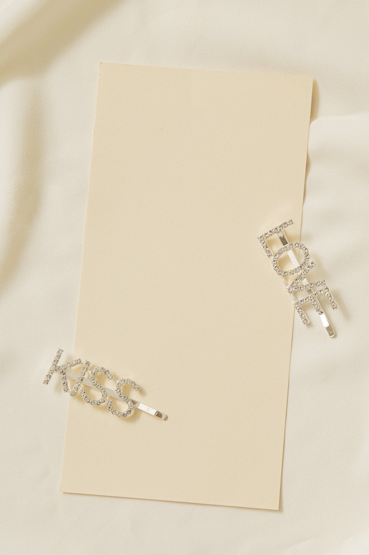 Set de 2 Horquillas Novia Love&Kiss · LOVE ·