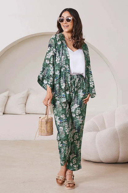 Lissy Floral Print Tapered Pants in Olive