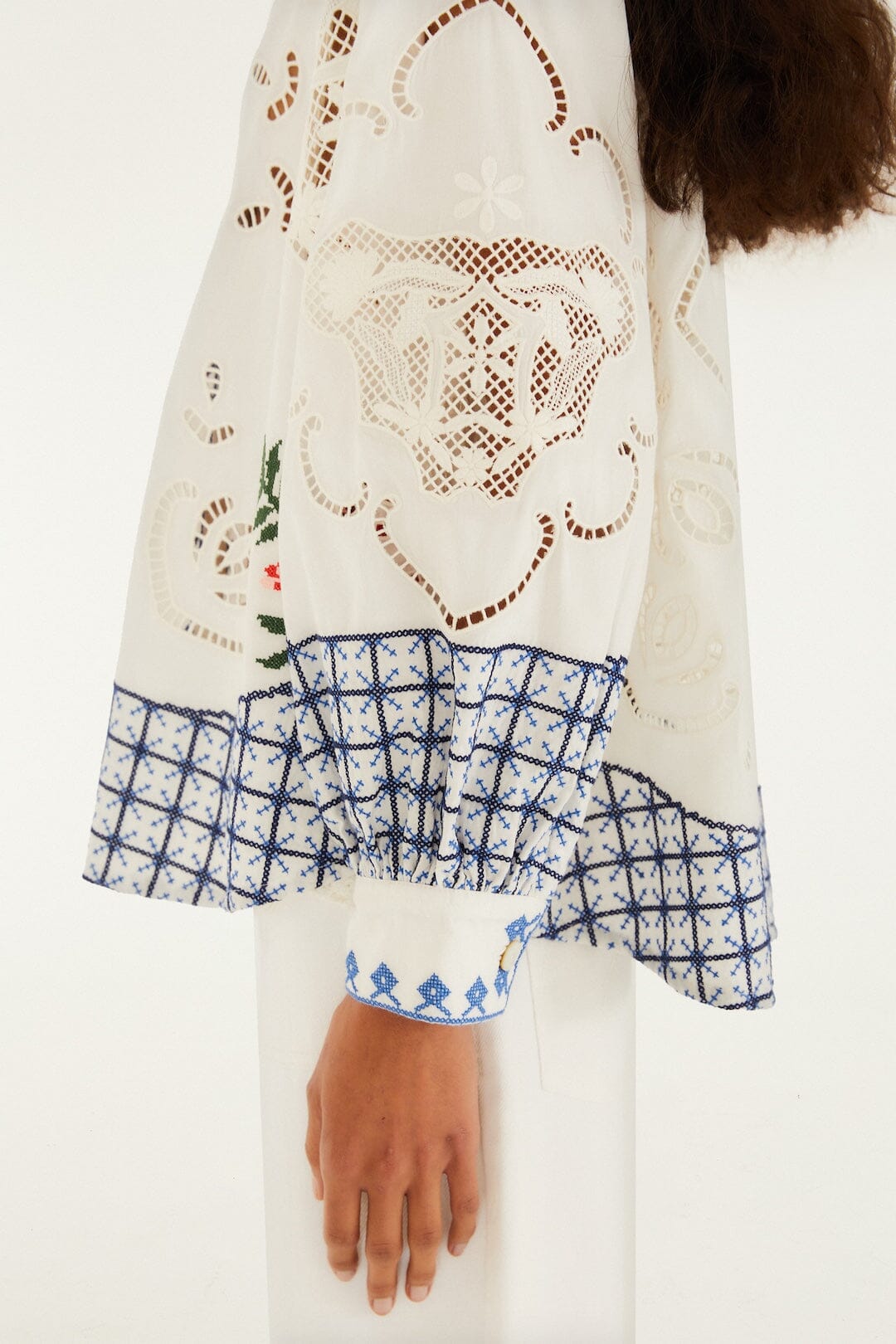 Off-White Flowers Embroidery Richelieu Shirt