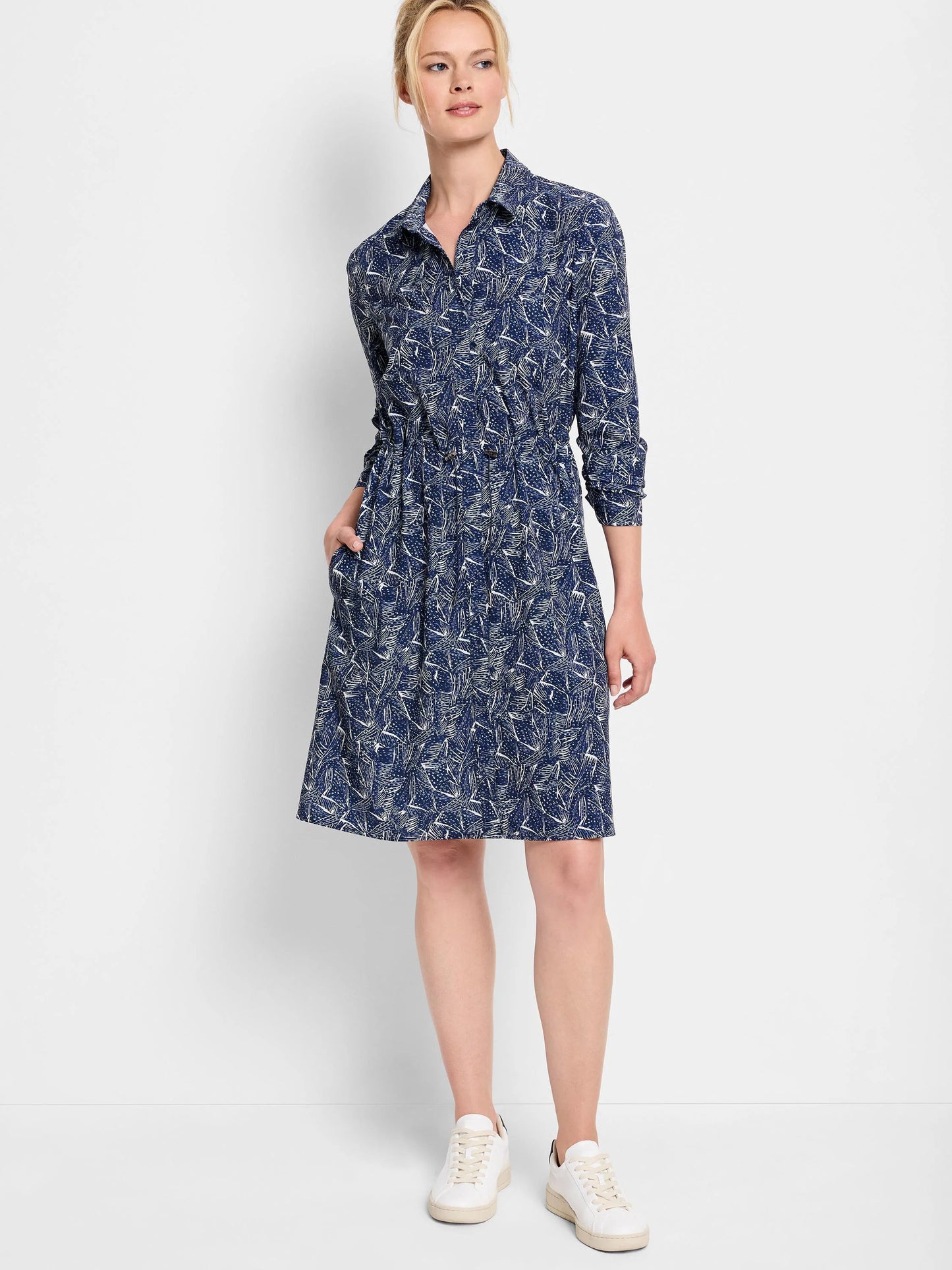 Falling Fans Tech Stretch Dress