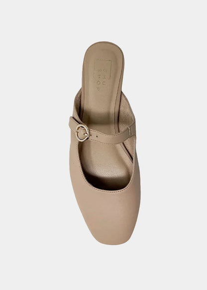 Shu Shop Aidy Flat