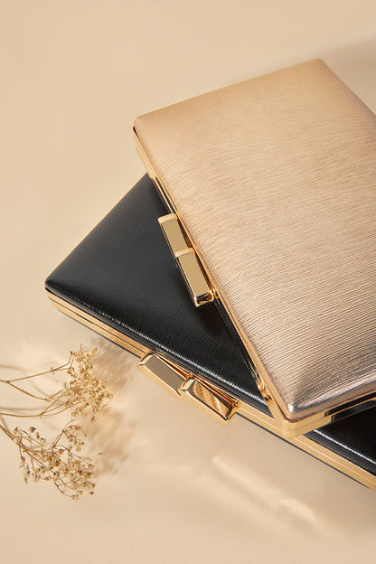 Clutch Gin Champagne · Madame ·