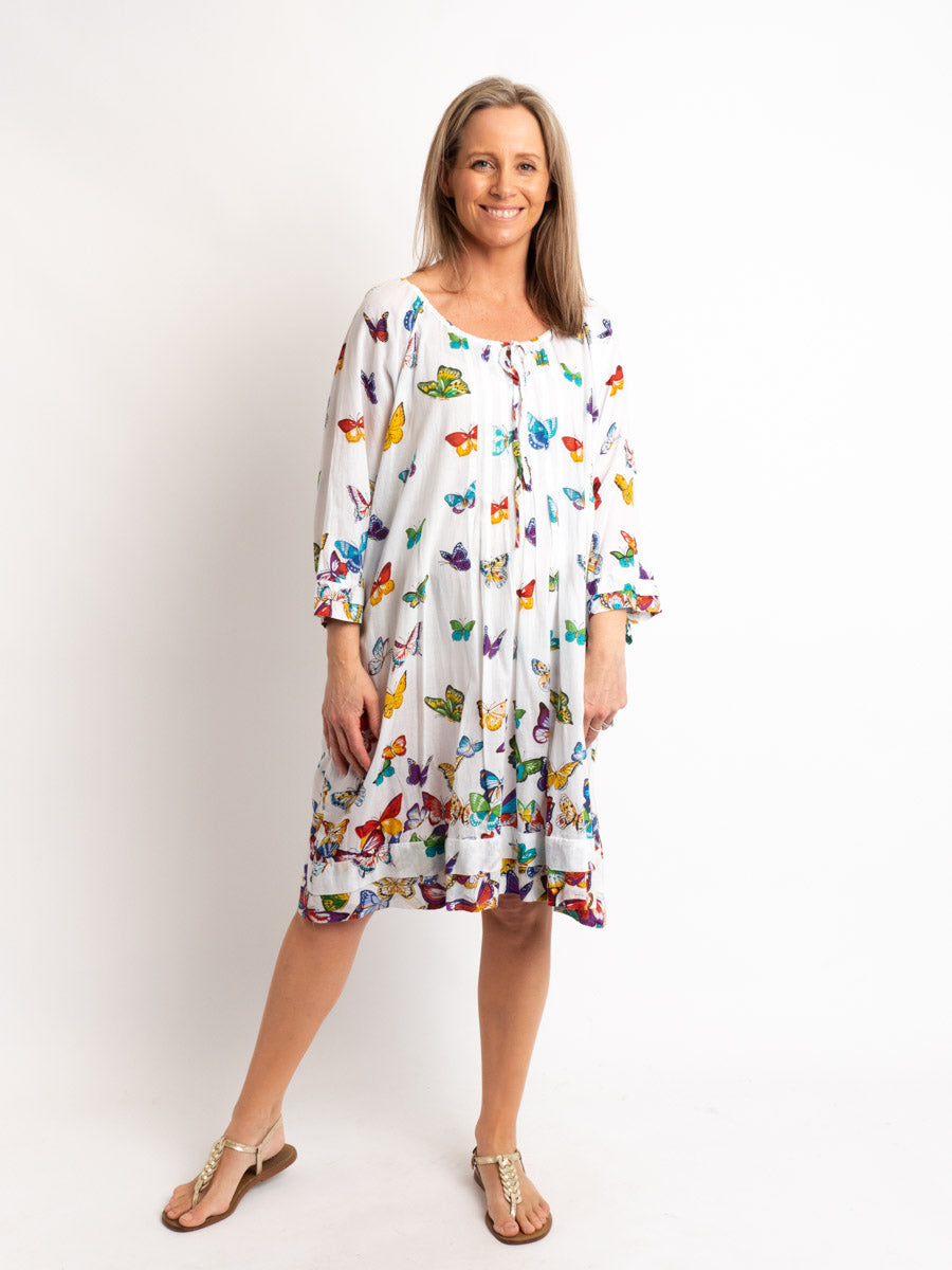 Round Neck Knee-length Dress in White Butterfly Print