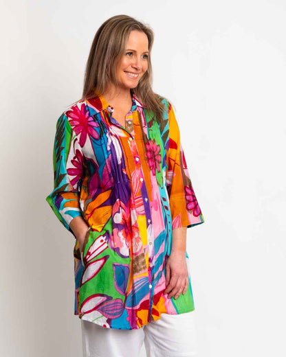 Collared Long Pleated Shirt in Jungle Garden