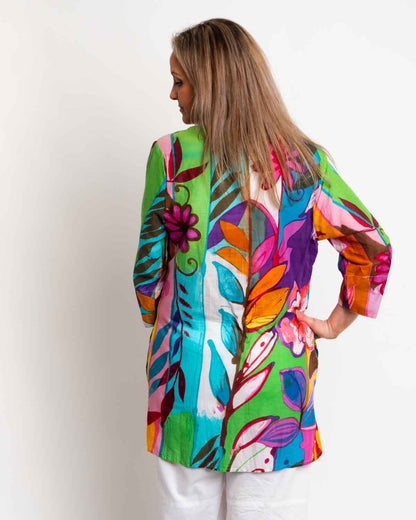 Collared Long Pleated Shirt in Jungle Garden
