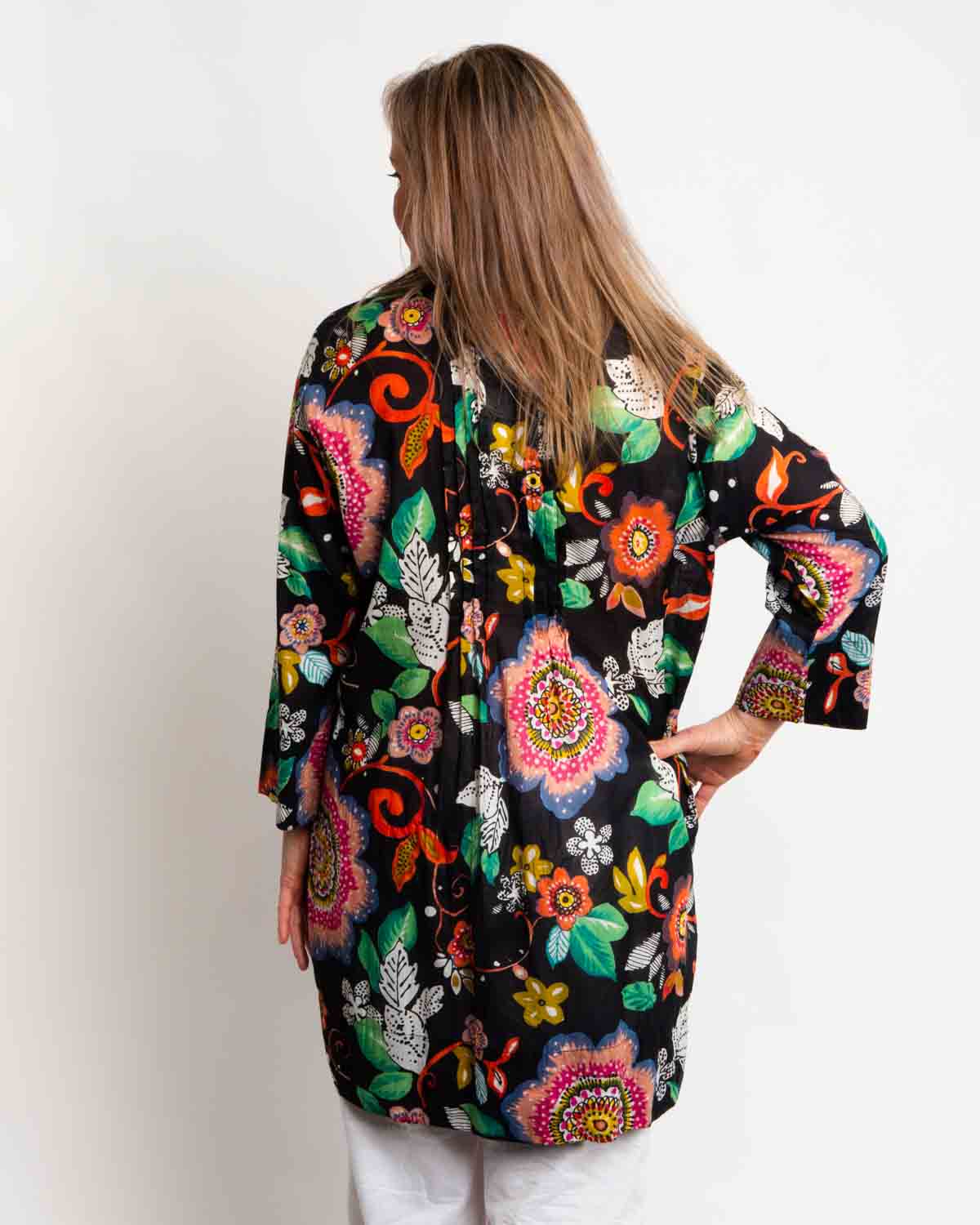 Tully Top in Black Pink Garden