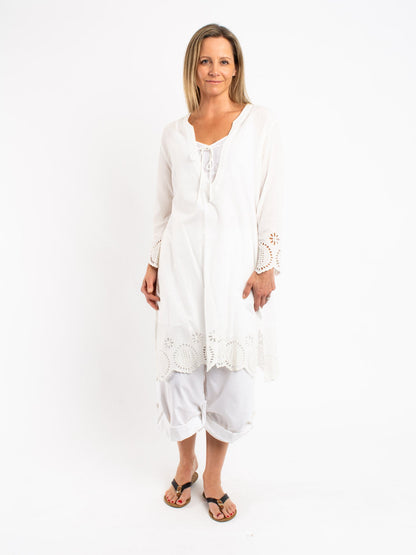 Broderie Anglais Top in White