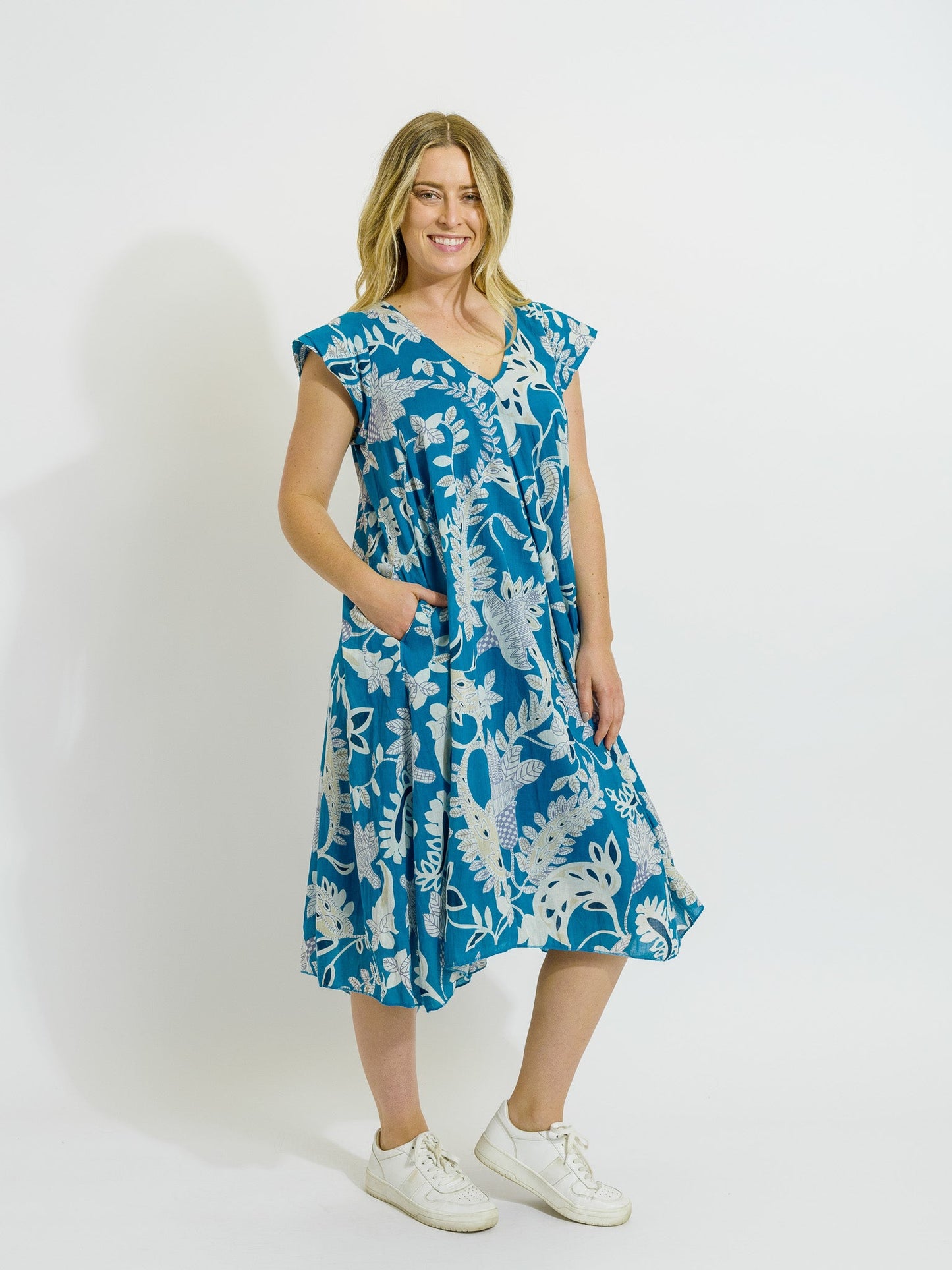 Maheno Dress in Blue Paisley