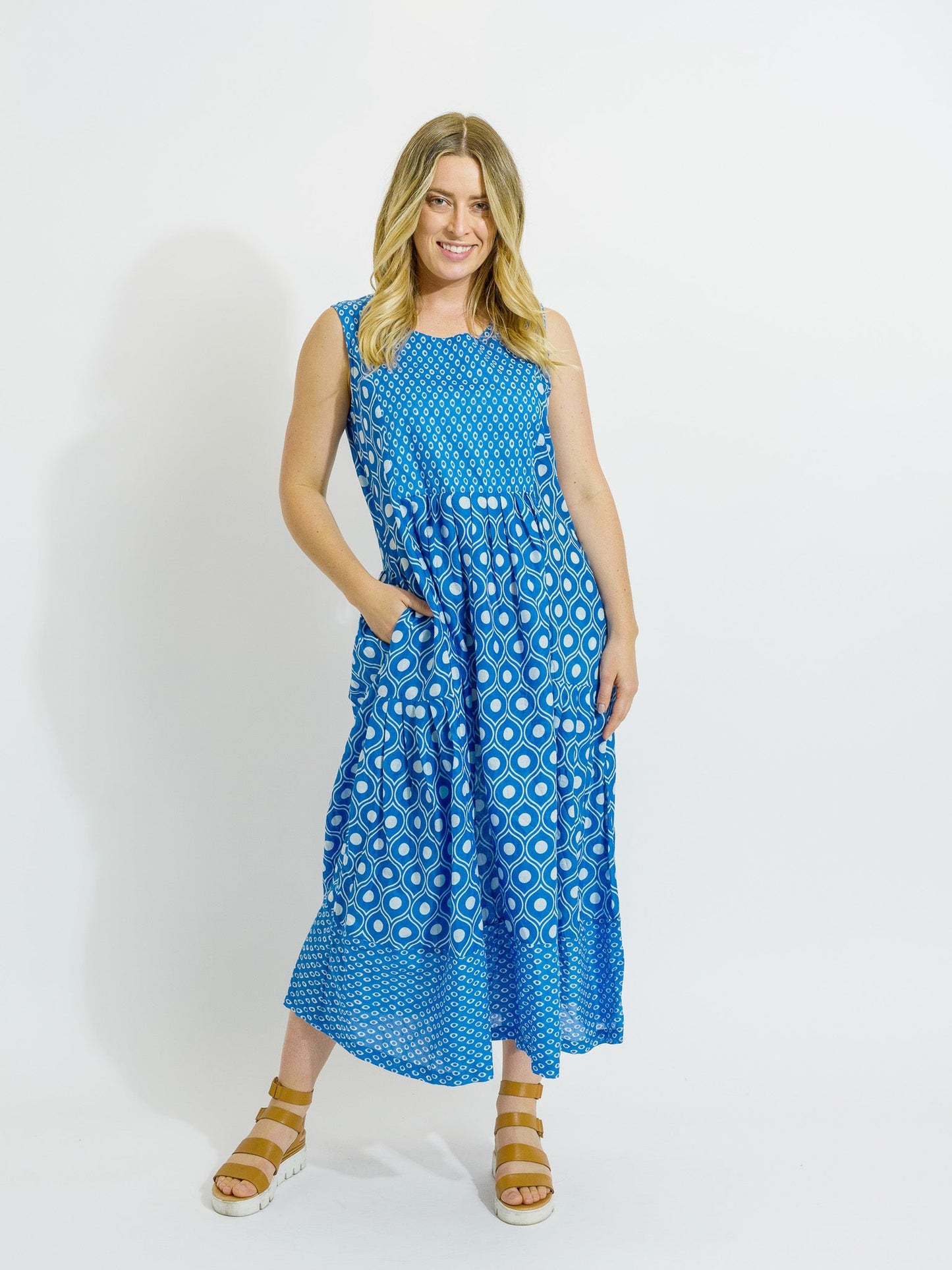 Sarina dress in Blue and White