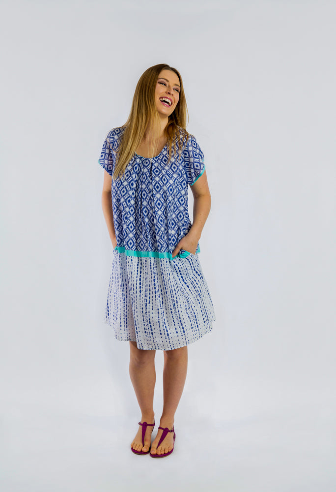 Cavill Mid-length Tunic Dress in Blue Diamond