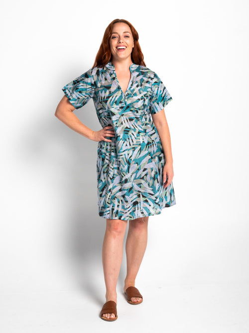Mareeba Dress with Short Sleeve in Turquoise Brush