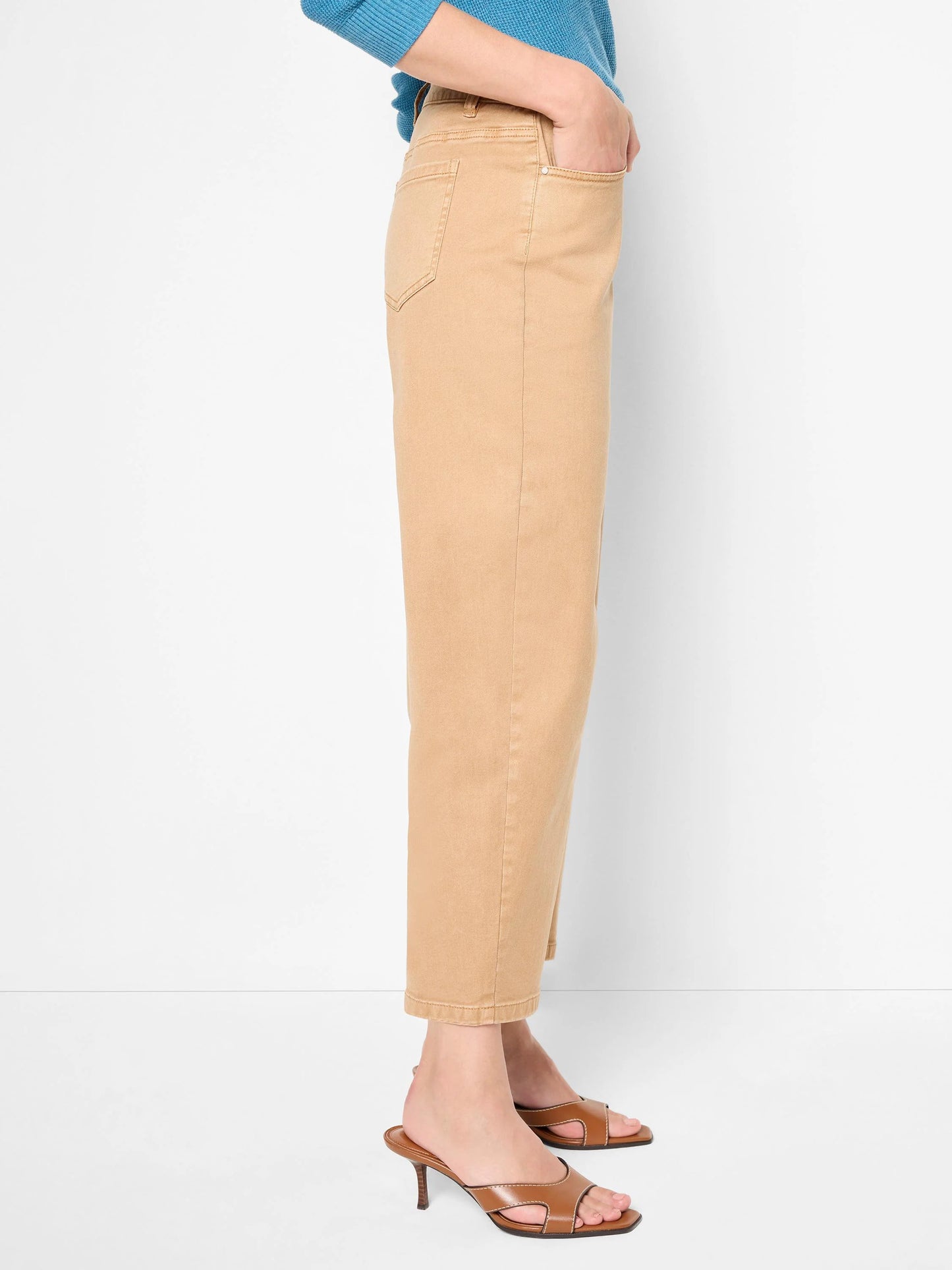 Barrel Leg Cropped Jean