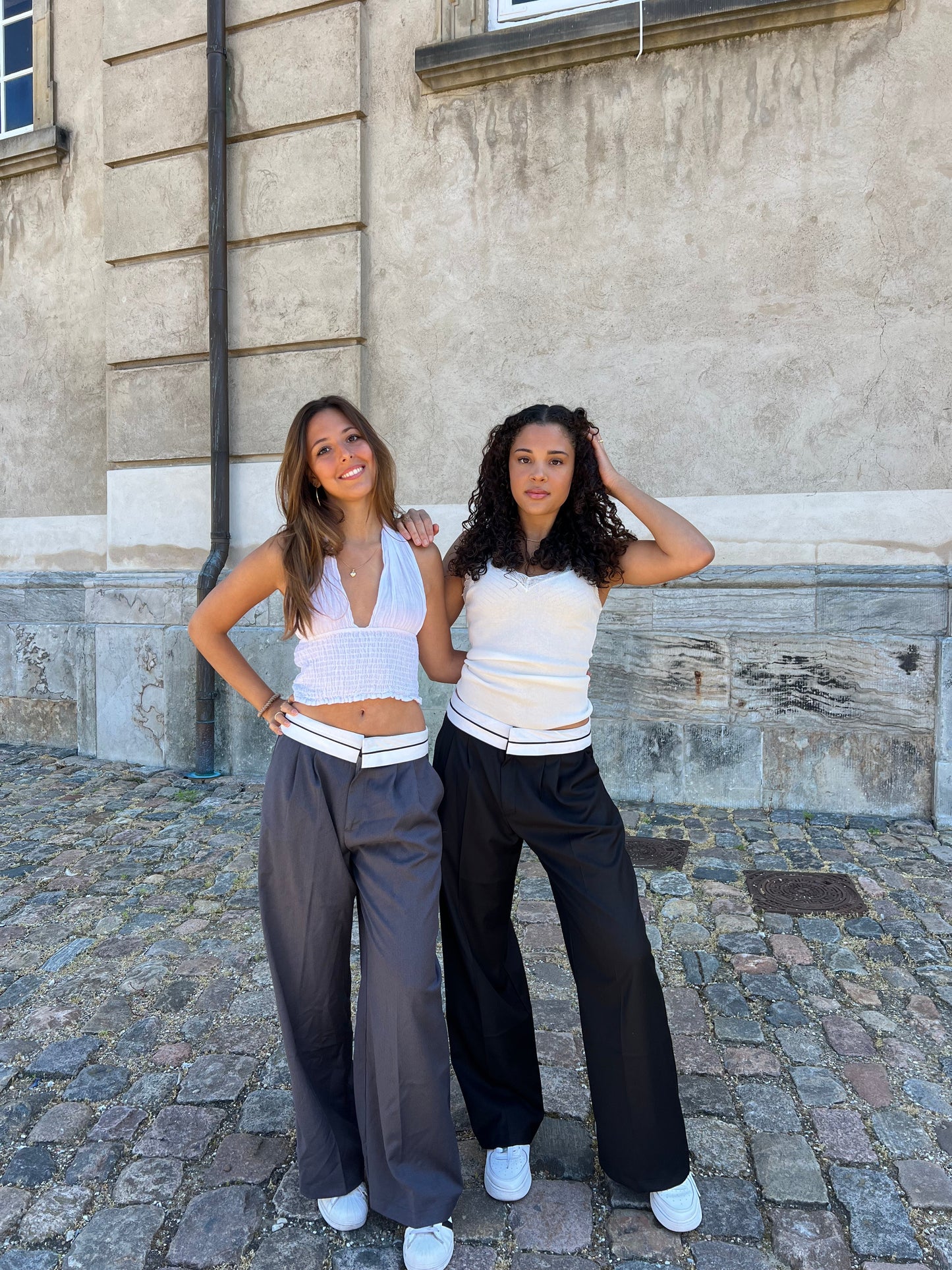 Maddie pants with reverse waistband - Black