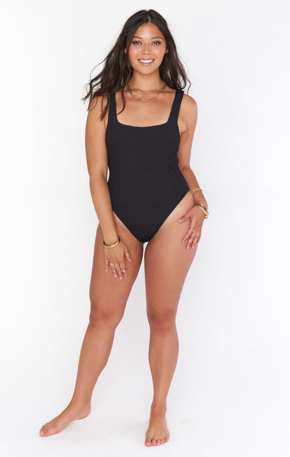 The Scrunch One Piece ~ Black Scrunch