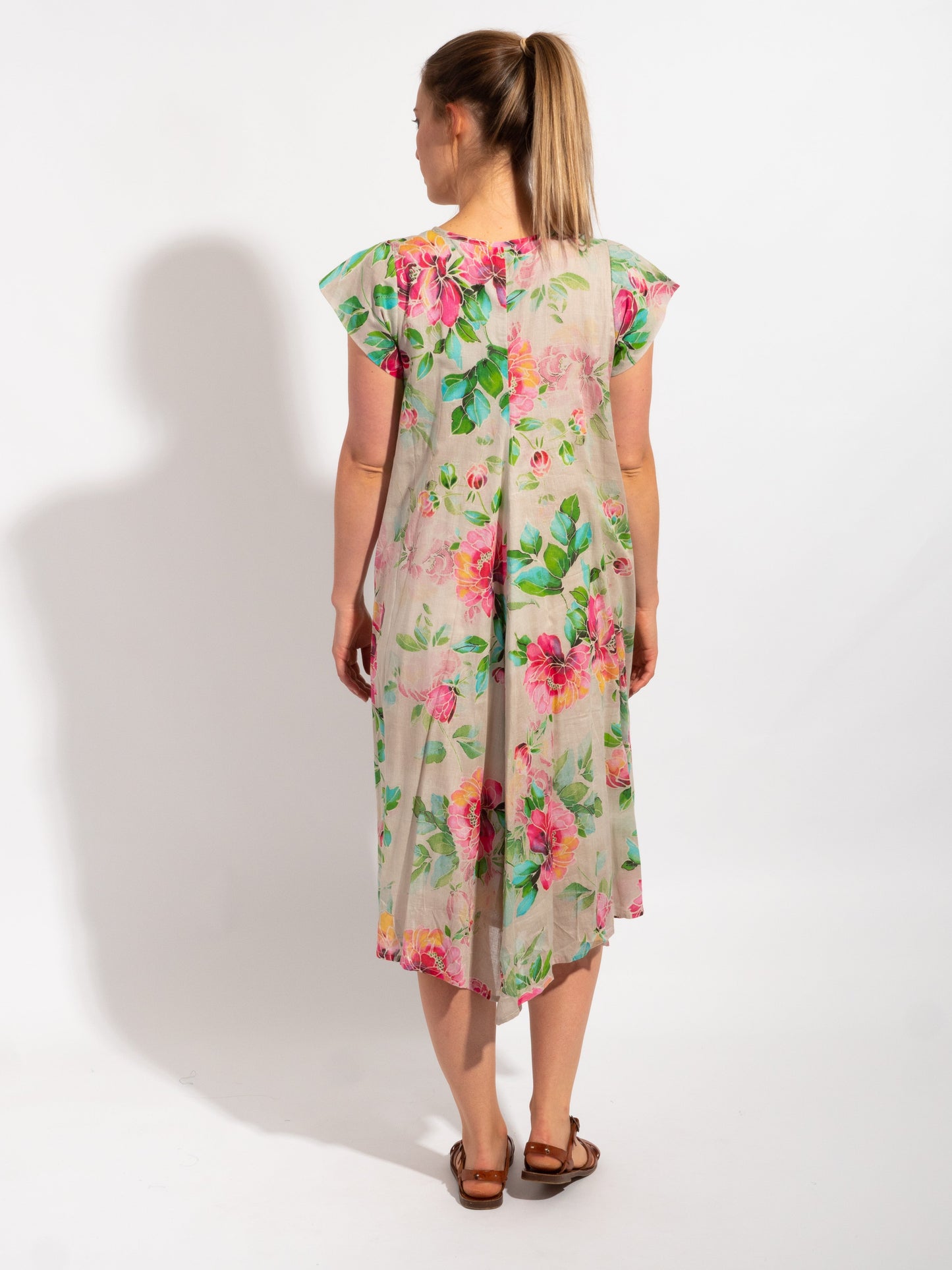 Maheno Dress in Beige Pink Pretty