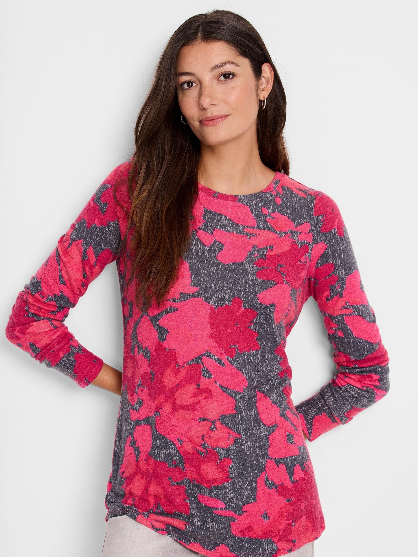 NZT Shadow Floral Long Sleeve Shirttail Tee
