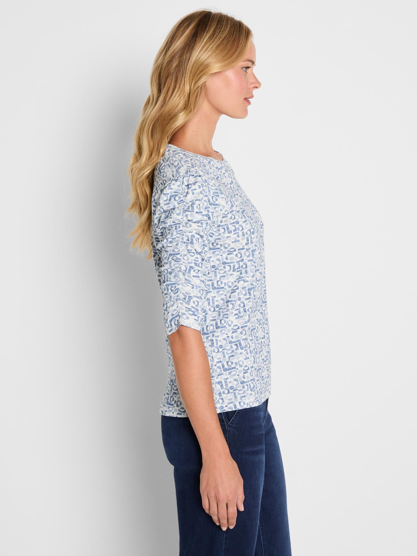 Geo Print Ruched Elbow Sleeve Tee