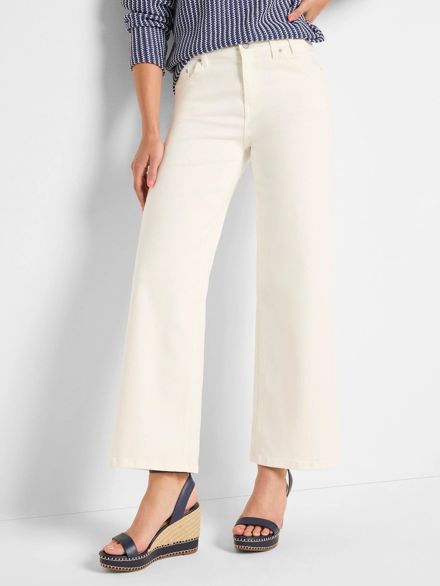 Forward Seam Weekend Wide Leg Ankle Jeans