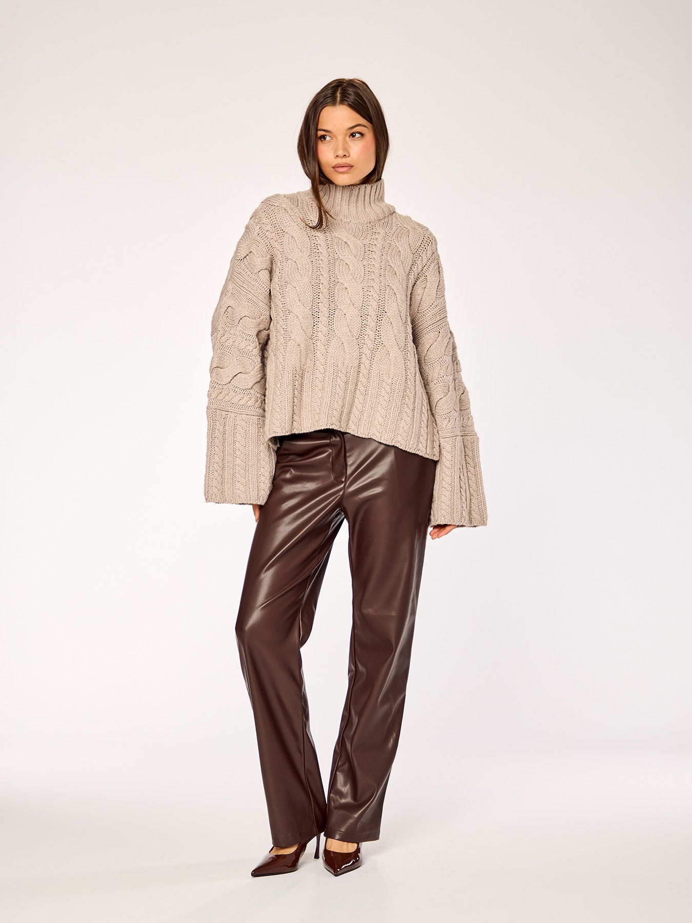 NOOR - Braid Sweater • Truffle