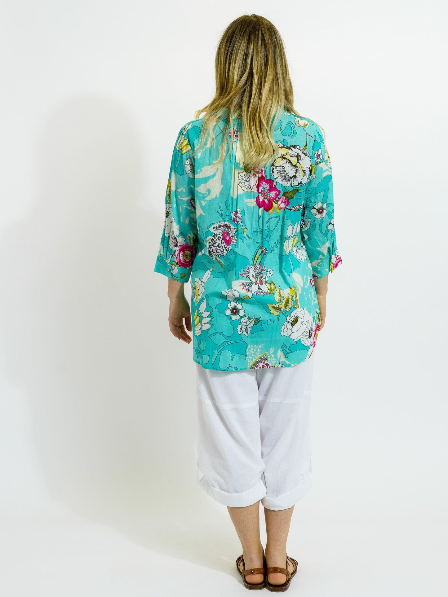Palm Cove Top in Ice Green Garden
