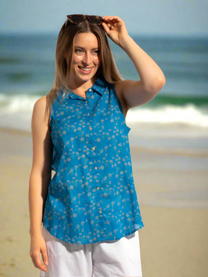 Mozaic Cooloola Top in Grey on Blue