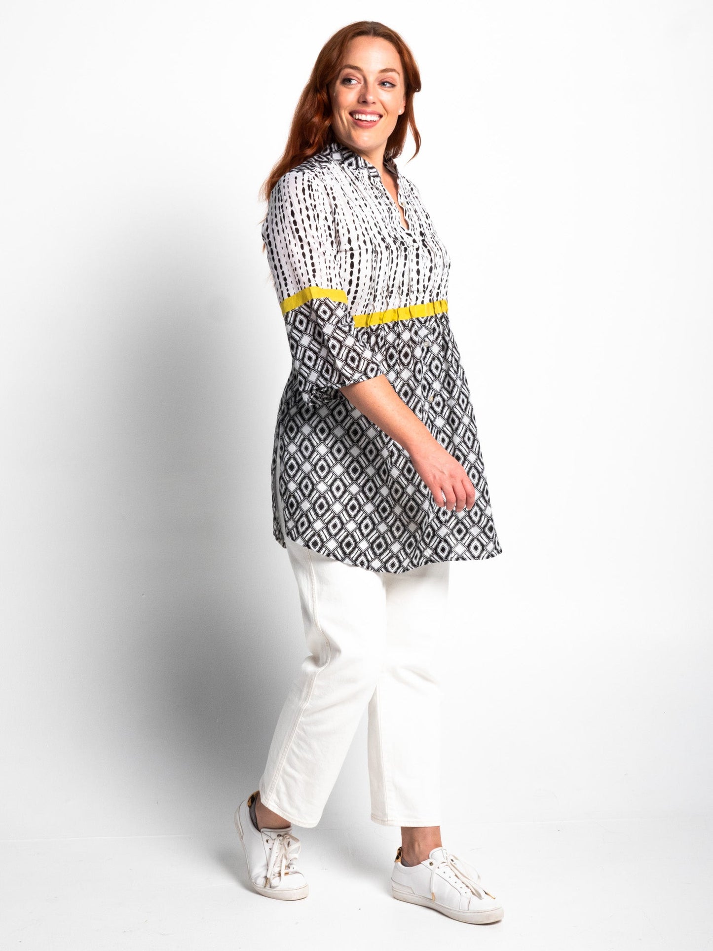 Eumundi Top in Black White and Lime