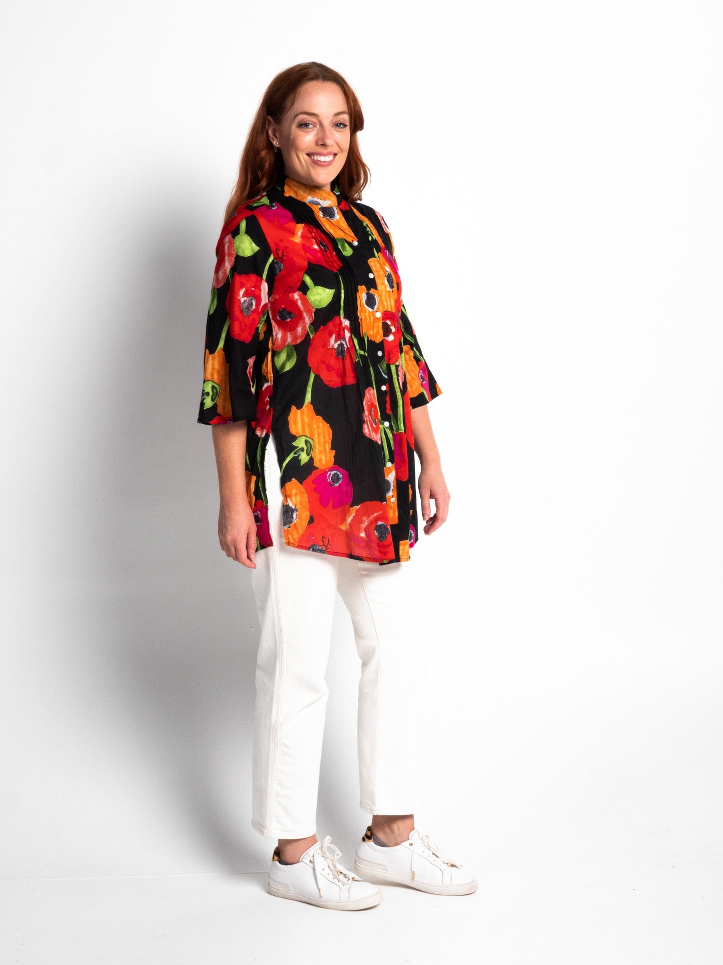 Eumundi Top in Black Poppies