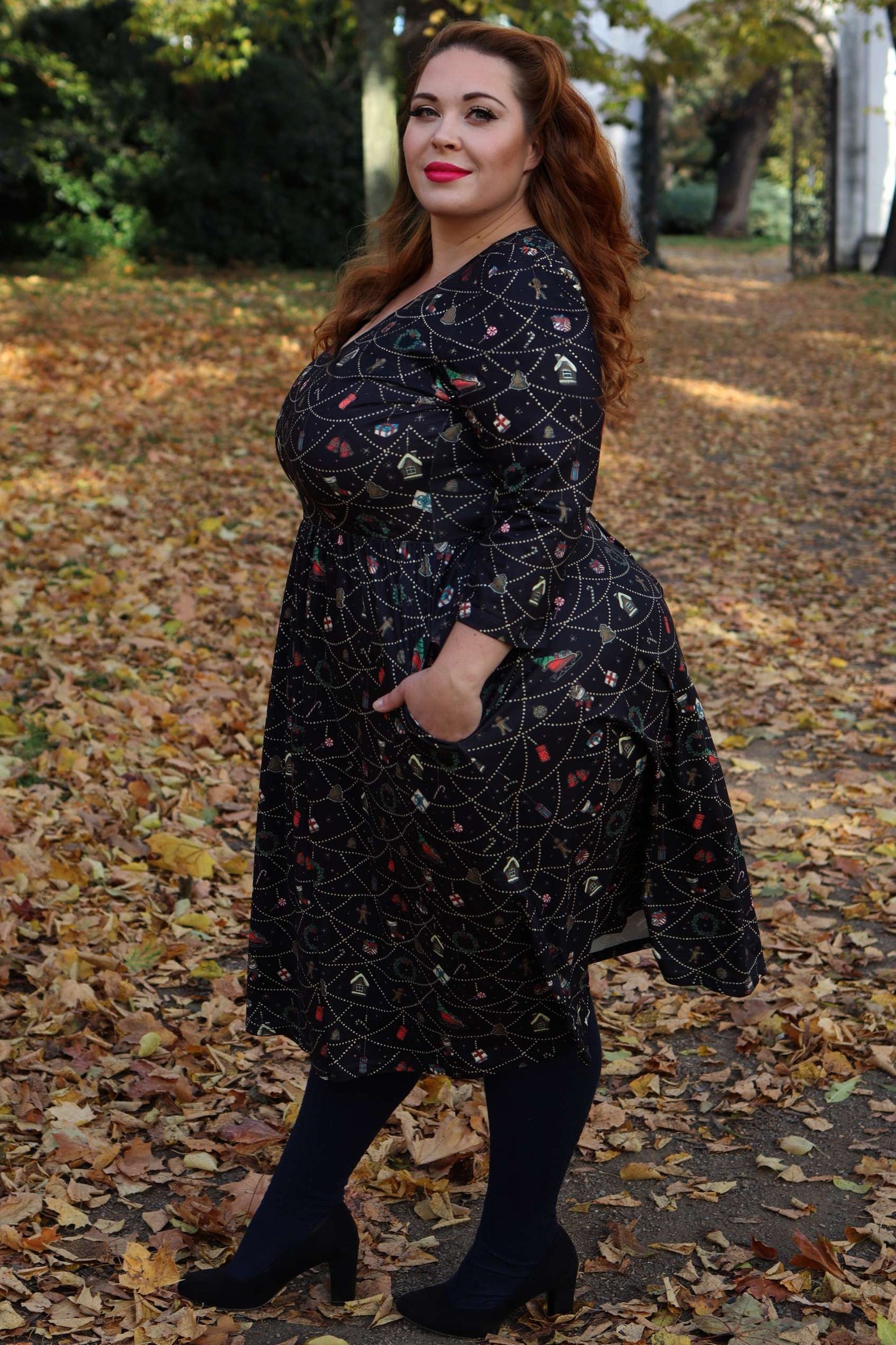 Billie Christmas Print Long Sleeved Dress