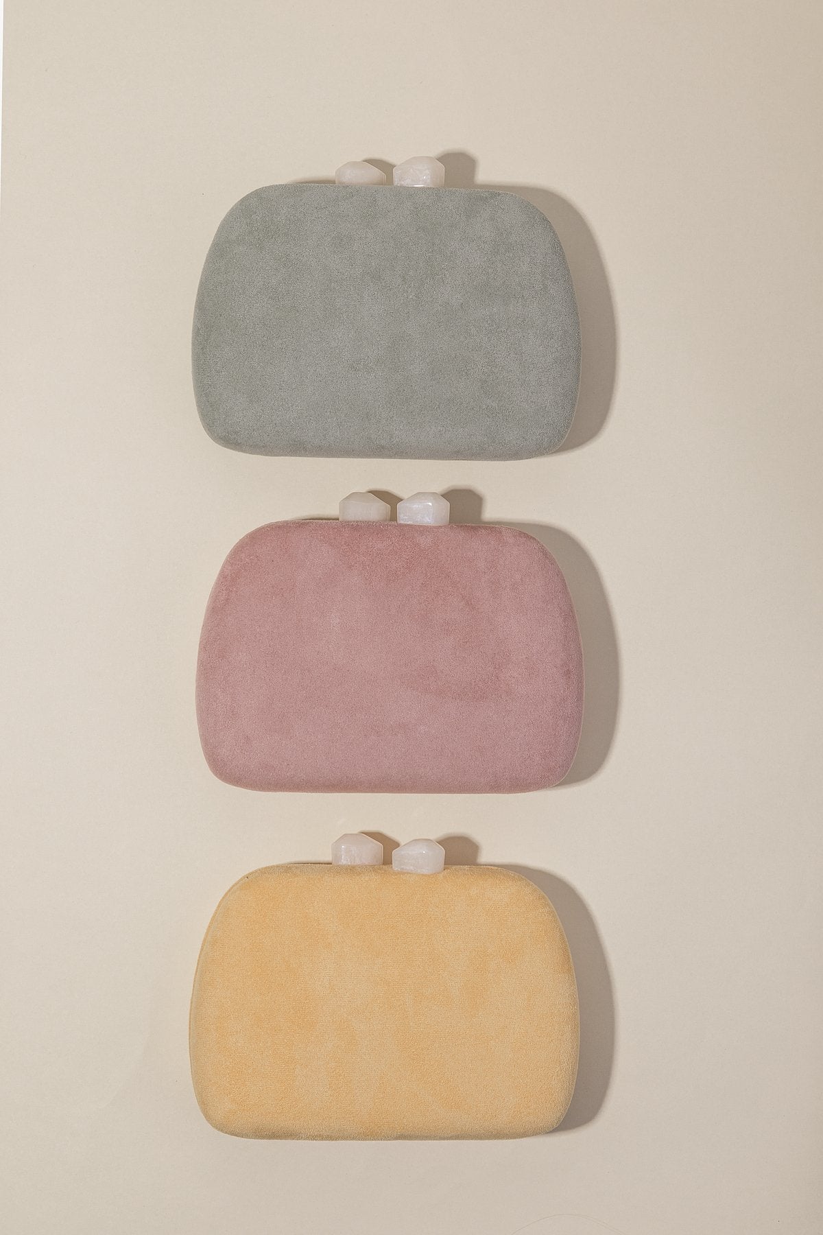 Clutch Amelie Amarillo · Rivera ·