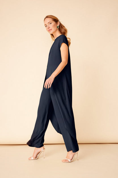 Conjunto Top Maca + Pantalon Lisa Navy · Wisteria ·