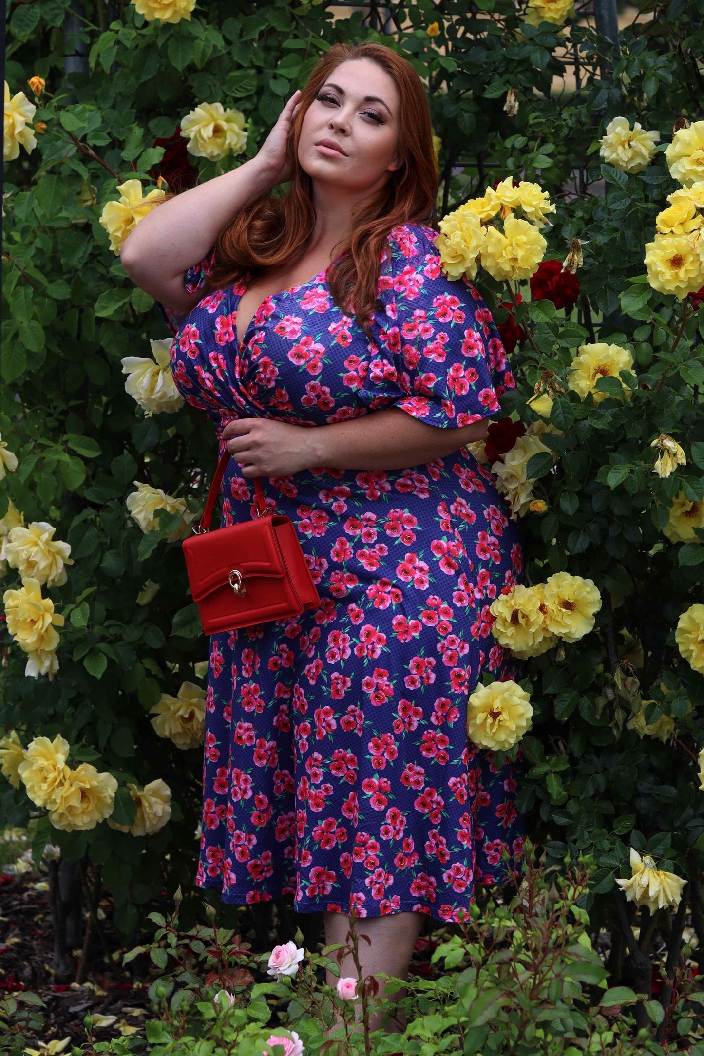 Donna Dark Blue Floral Tea Dress