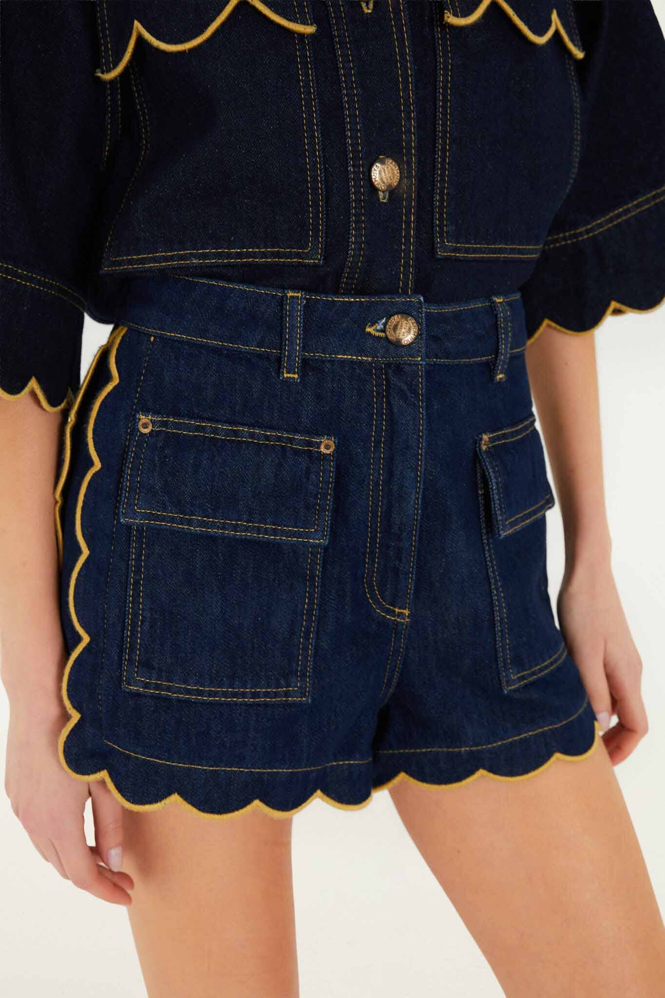 Dark Denim Pockets Wavy Hem Shorts