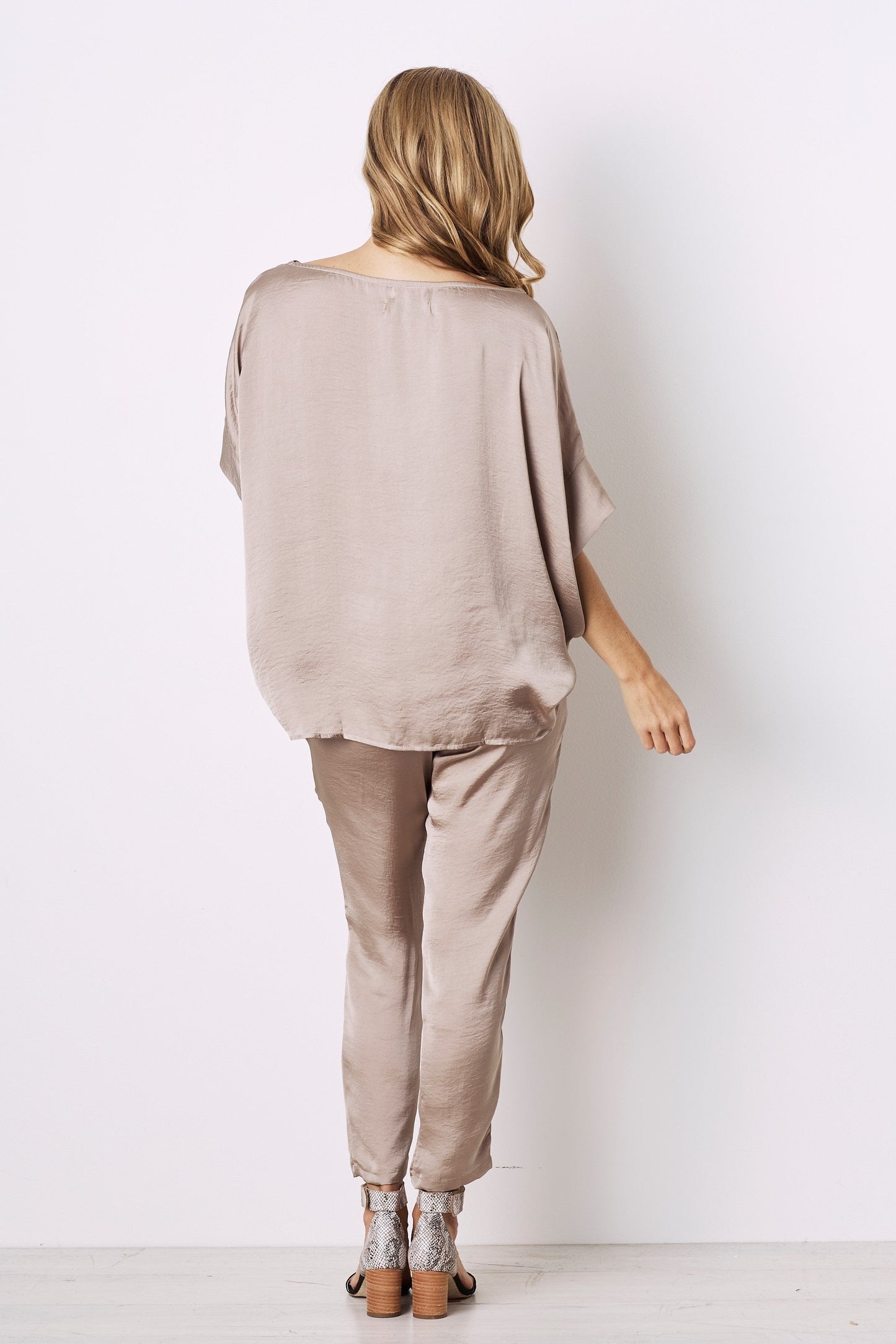 Camilla Pants Almond