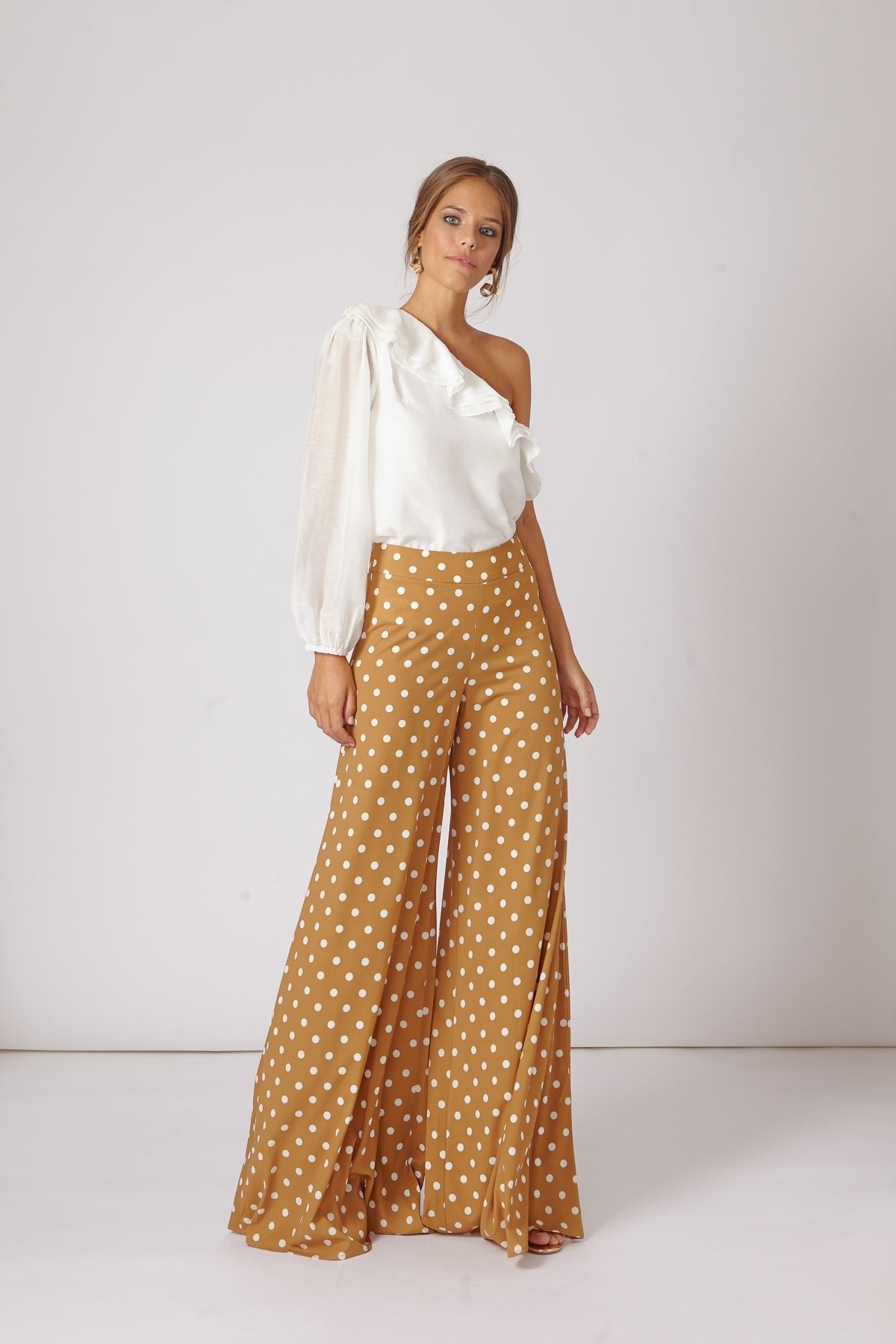 Pantalon Lyn Lunares Mostaza/B · Iconics ·