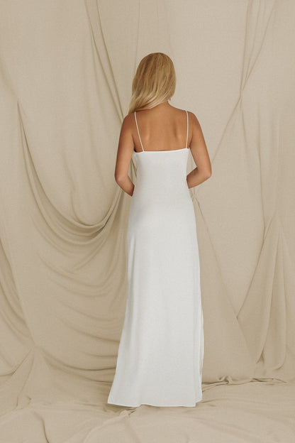 Vestido de Novia Lisa  · LOVE ·