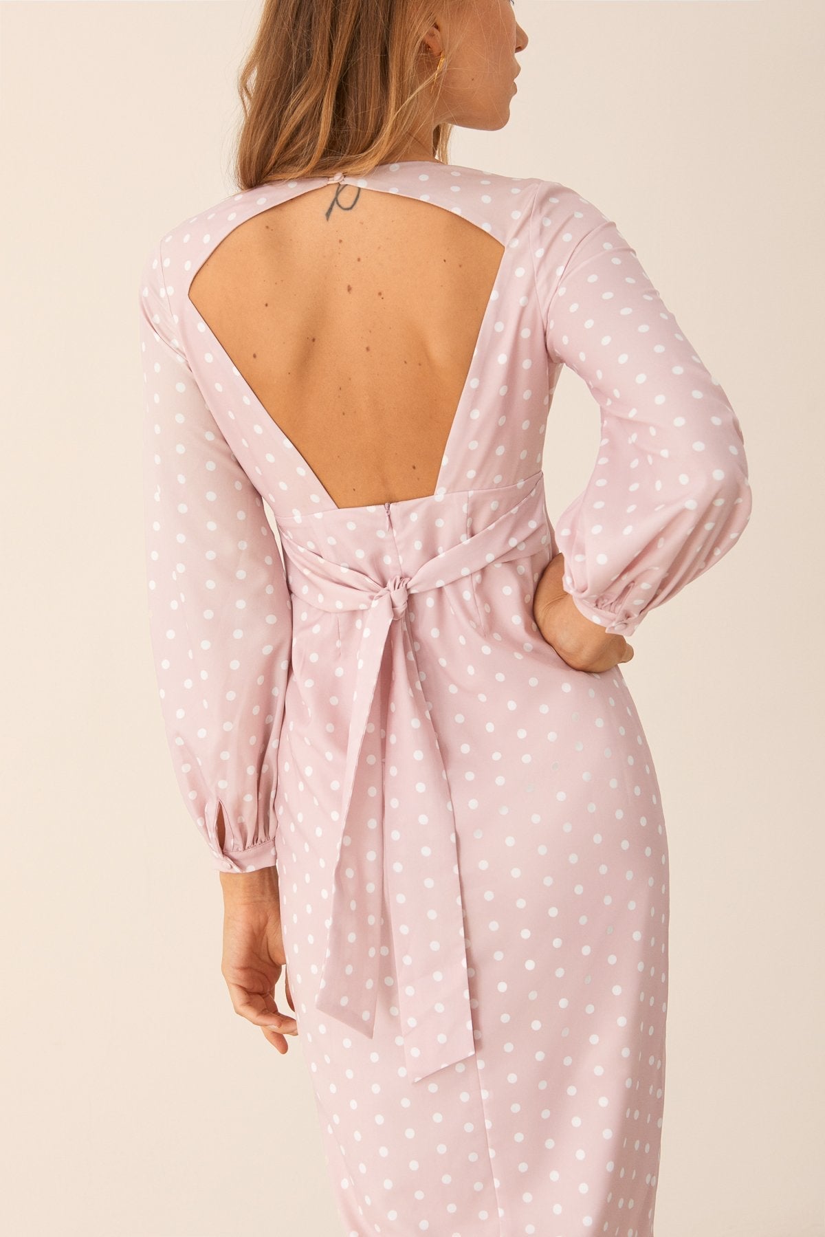 Vestido Evony Lunares Rosa · Pretty in Pink ·